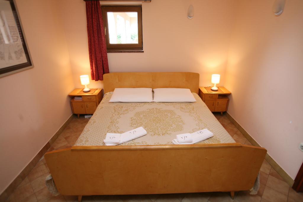 Apartments Neda - Porec South Rum bild