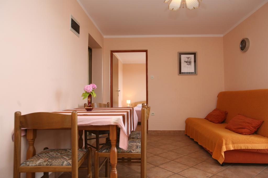 Apartments Neda - Porec South Rum bild