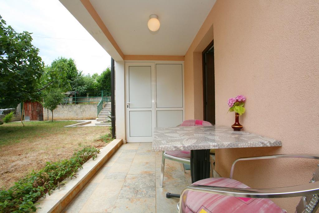 Apartments Neda - Porec South Rum bild