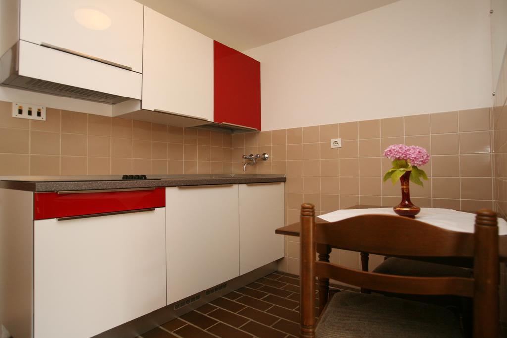 Apartments Neda - Porec South Rum bild