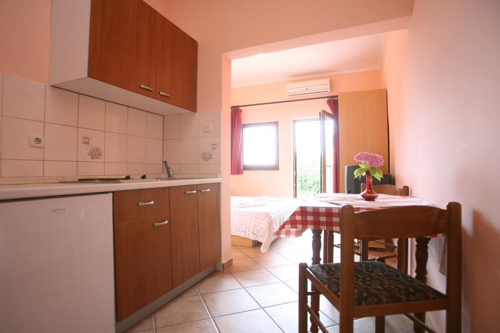 Apartments Neda - Porec South Rum bild